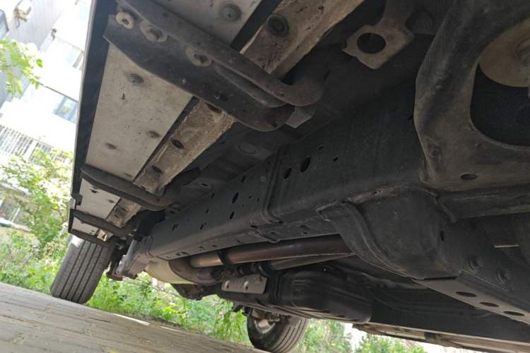 Used Great Wall King Kong Poer 2022 2.0T Manual Gasoline 4x4 Elite Version with Extended Cabin – GW4C20B Chassis Front Right