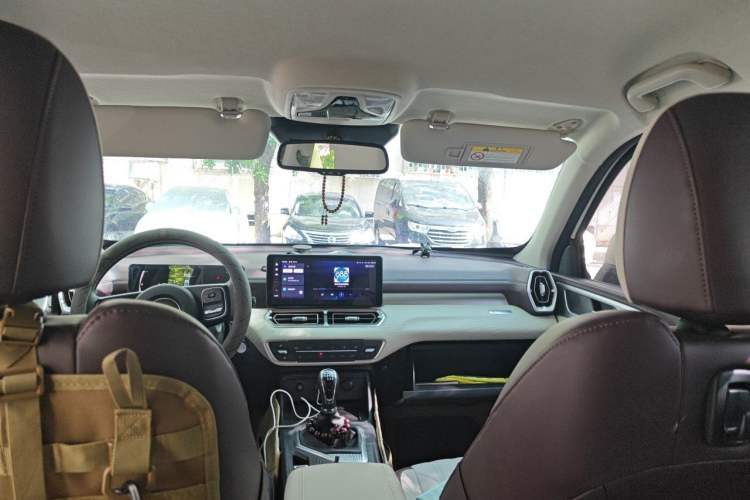 Used Great Wall King Kong Poer 2022 2.0T Manual Gasoline 4x4 Elite Version with Extended Cabin – GW4C20B Headliner
