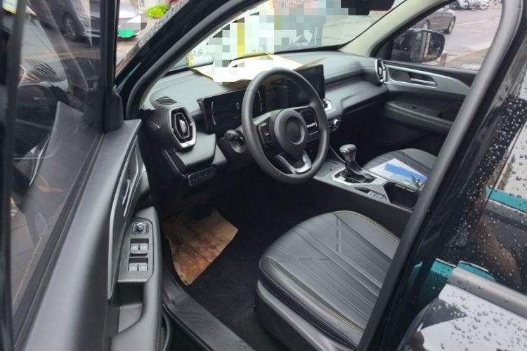 Used Great Wall King Kong Poer 2023 2.0T Automatic Diesel Two-Wheel Drive Elite Version with Long Bed – GW4D20M Driver Seat