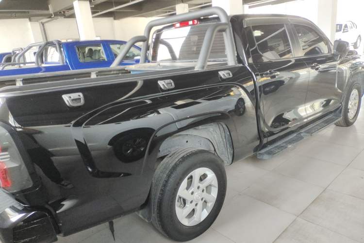 Used Great Wall King Kong Poer 2023 2.0T Manual Gasoline Two-Wheel Drive Navigation Version Long Bed Flatbed – GW4C20C Exterior 3