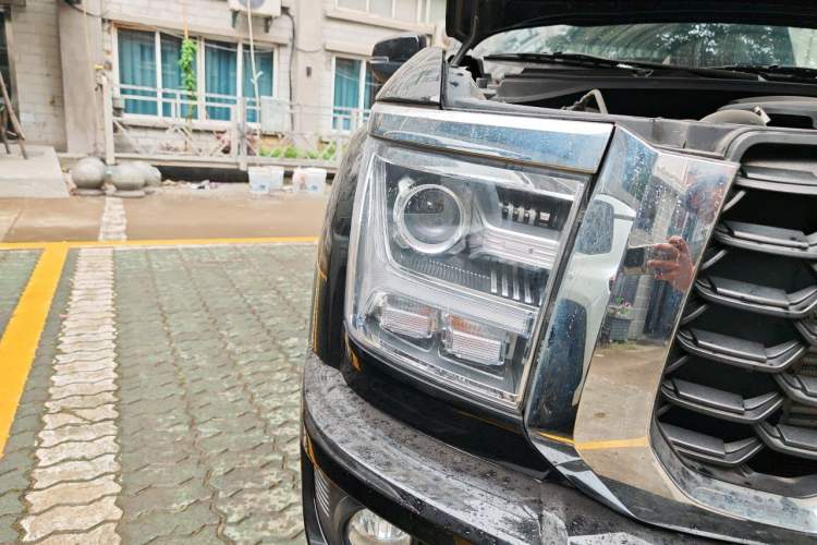 Used Great Wall King Kong Poer 2023 2.0T Manual Diesel Two-Wheel Drive Elite Version Standard Cab GW4D20M Exterior 6