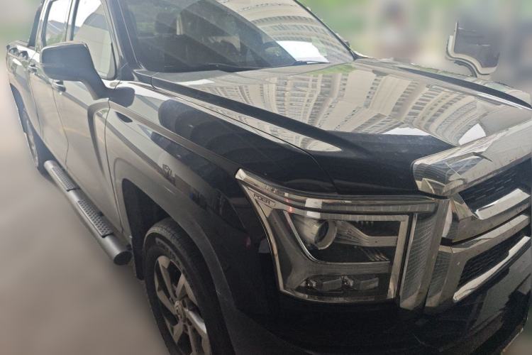 Used Great Wall King Kong Poer 2023 2.0T Automatic Diesel Two-Wheel Drive Elite Version with Long Bed – GW4D20M Front Right 45 Deg