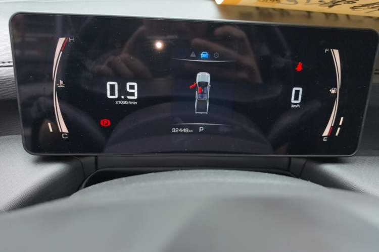 Used Great Wall King Kong Poer 2023 2.0T Automatic Diesel Two-Wheel Drive Elite Version with Long Bed – GW4D20M Instrument Cluster