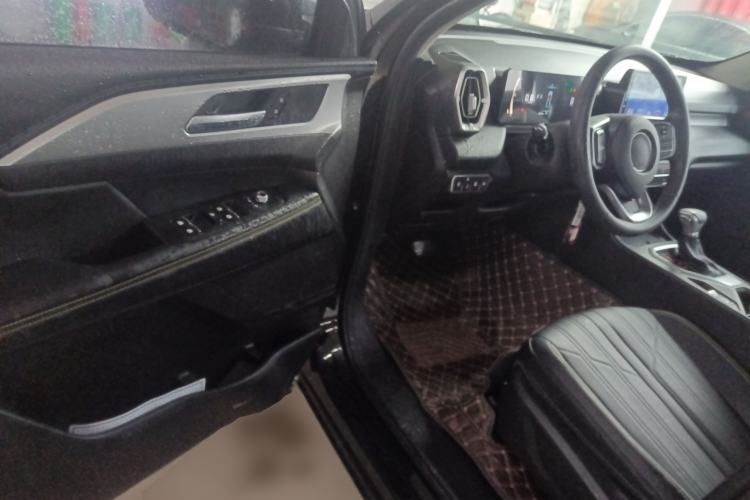 Used Great Wall King Kong Poer 2023 2.0T Automatic Diesel Two-Wheel Drive Elite Version with Long Bed – GW4D20M Interior 3
