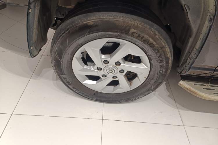 Used Great Wall King Kong Poer 2023 2.0T Automatic Gasoline Two-Wheel-Drive Elite Version Flatbed GW4C20C Left Front Wheel Hub