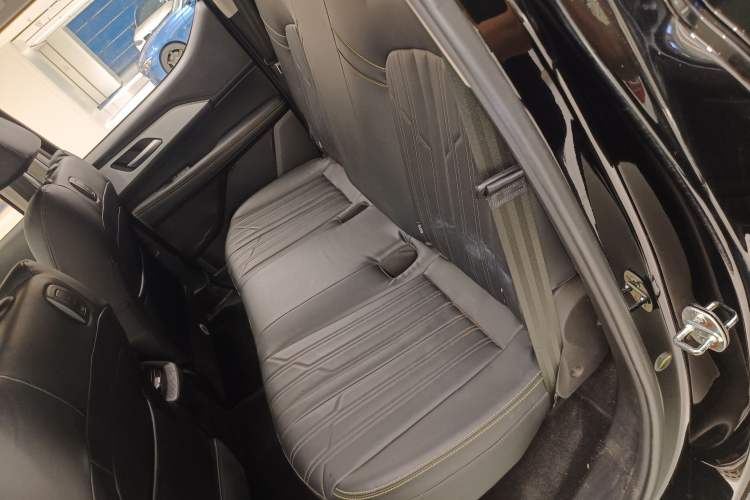 Used Great Wall King Kong Poer 2023 2.0T Automatic Gasoline Two-Wheel-Drive Elite Version Flatbed GW4C20C Left Rear Seat