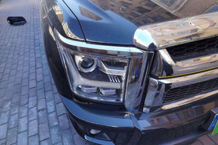 Used Great Wall King Kong Poer 2023 2.0T Automatic Diesel Two-Wheel-Drive Elite Version Flatbed GW4D20M Right Front Headlight