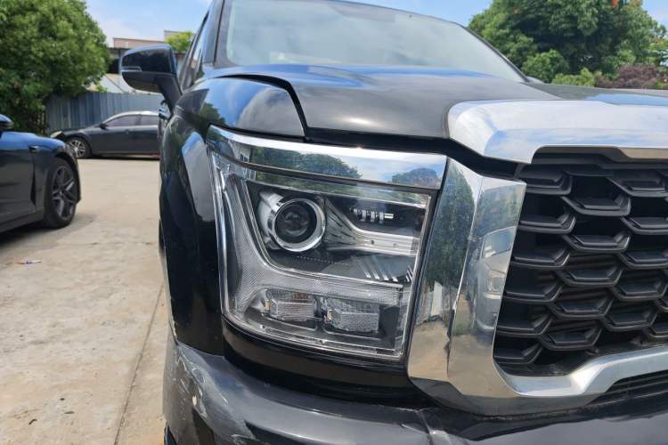 Used Great Wall King Kong Poer 2023 2.0T Manual Diesel Two-Wheel Drive Elite Version Long Bed Flatbed – GW4D20M Right Front Headlight