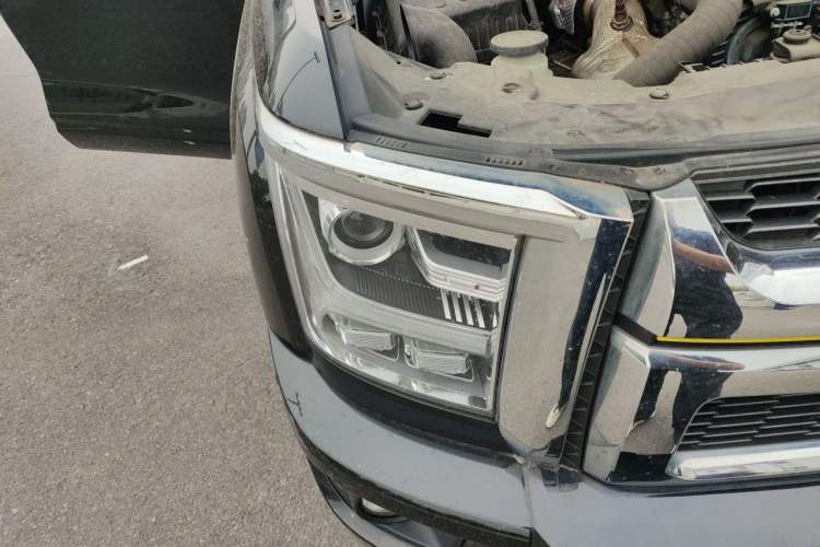 Used Great Wall King Kong Poer 2023 2.0T Automatic Diesel Two-Wheel Drive Elite Version with Long Bed – GW4D20M Right Front Headlight