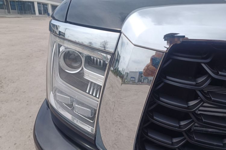 Used Great Wall King Kong Poer 2023 2.0T Manual Diesel Two-Wheel Drive Elite Version Long Bed Flatbed – GW4D20M Right Front Headlight