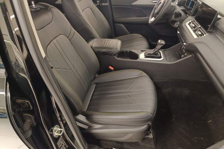 Used Great Wall King Kong Poer 2023 2.0T Automatic Gasoline Two-Wheel-Drive Elite Version Flatbed GW4C20C Right Front Seat