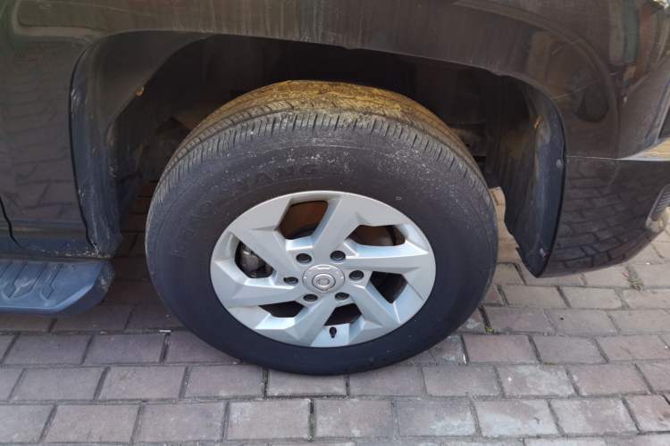 Used Great Wall King Kong Poer 2023 2.0T Automatic Diesel Two-Wheel-Drive Elite Version Flatbed GW4D20M Right Front Wheel Hub