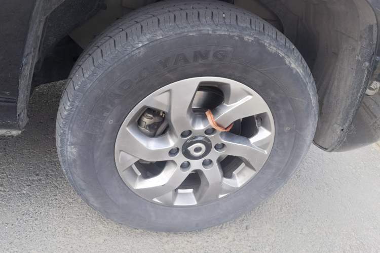 Used Great Wall King Kong Poer 2023 2.0T Automatic Diesel 4x4 Elite Long-Box GW4D20M Right Front Wheel Hub