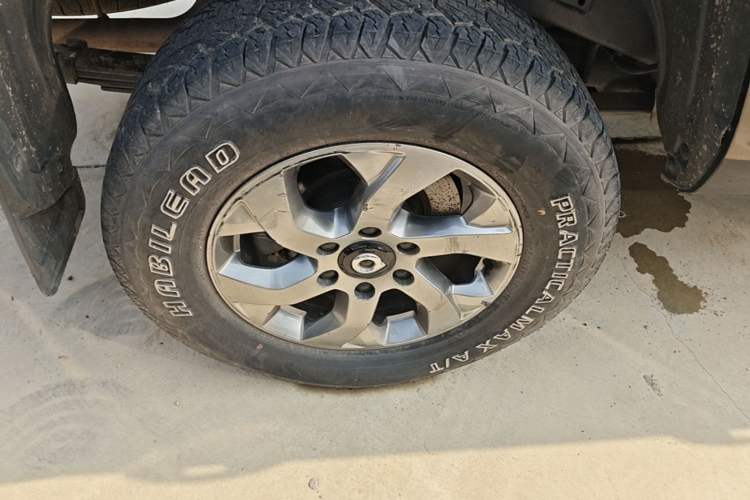 Used Great Wall King Kong Poer 2023 2.0T Automatic Diesel 4x4 Elite Edition Flatbed GW4D20M Right Rear Wheel Hub