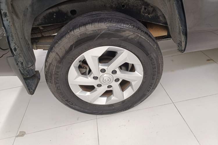 Used Great Wall King Kong Poer 2023 2.0T Automatic Gasoline Two-Wheel-Drive Elite Version Flatbed GW4C20C Right Rear Wheel Hub