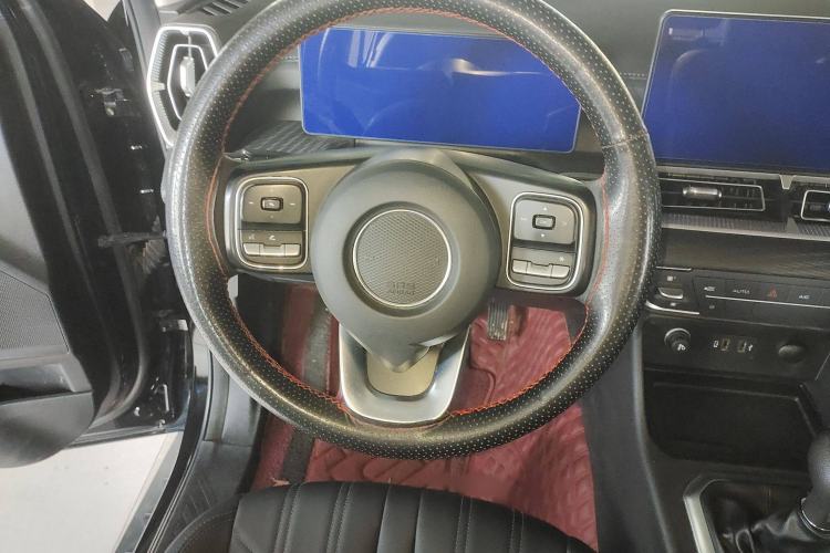 Used Great Wall King Kong Poer 2023 2.0T Manual Gasoline Two-Wheel Drive Navigation Version Long Bed Flatbed – GW4C20C Steering Wheel