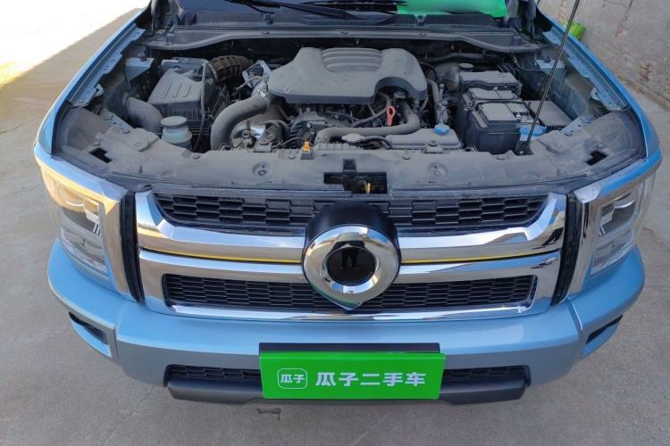 Used Great Wall King Kong Poer 2023 2.0T Automatic Diesel Two-Wheel-Drive Elite Version Flatbed GW4D20M Engine Bay