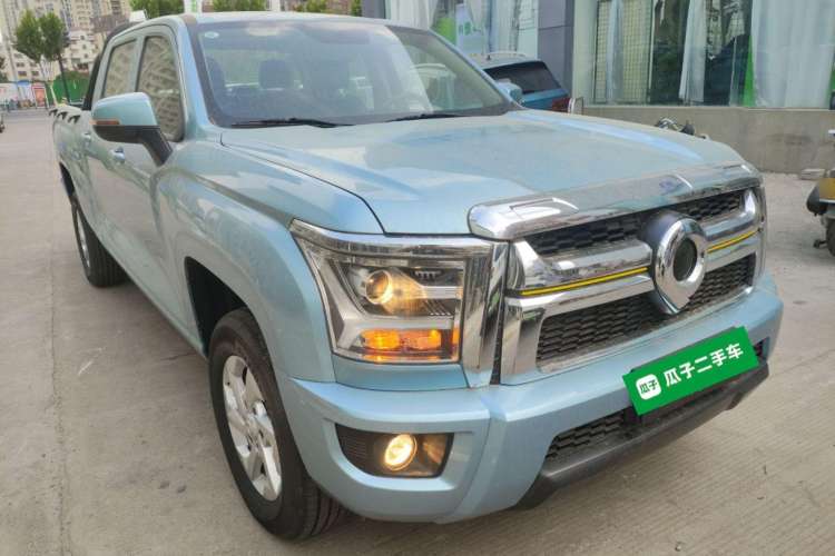 Used Great Wall King Kong Poer 2023 2.0T Automatic Diesel Two-Wheel Drive Elite Version with Long Bed – GW4D20M Front Right 45 Deg