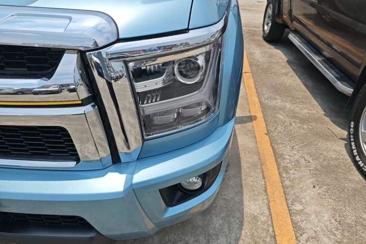Used Great Wall King Kong Poer 2023 2.0T Automatic Diesel Two-Wheel-Drive Elite Version Flatbed GW4D20M Left Front Headlight