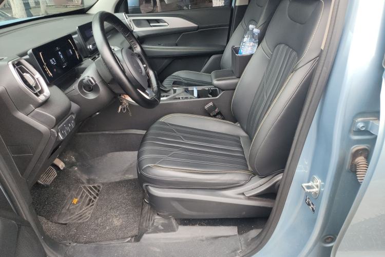 Used Great Wall King Kong Poer 2023 2.0T Automatic Diesel Two-Wheel-Drive Elite Version Flatbed GW4D20M Left Front Seat