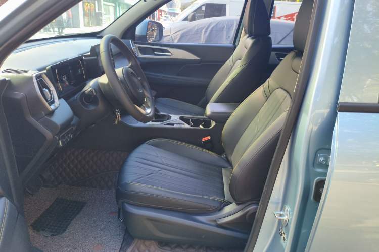 Used Great Wall King Kong Poer 2023 2.0T Automatic Gasoline Two-Wheel Drive Elite Version Standard Cab GW4C20C Left Front Seat