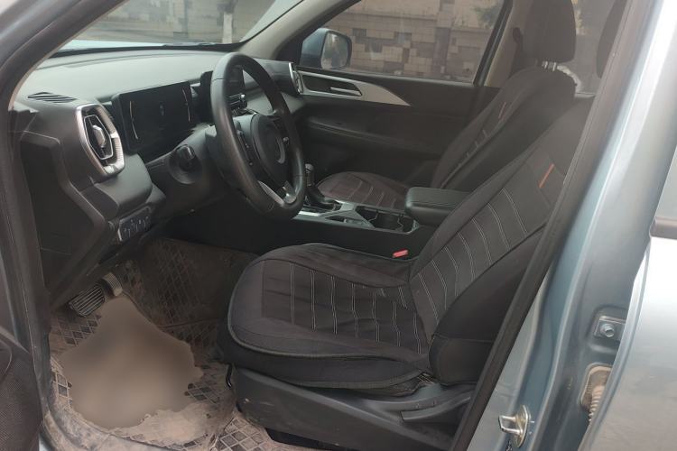 Used Great Wall King Kong Poer 2023 2.0T Automatic Diesel Two-Wheel-Drive Elite Version Flatbed GW4D20M Left Front Seat