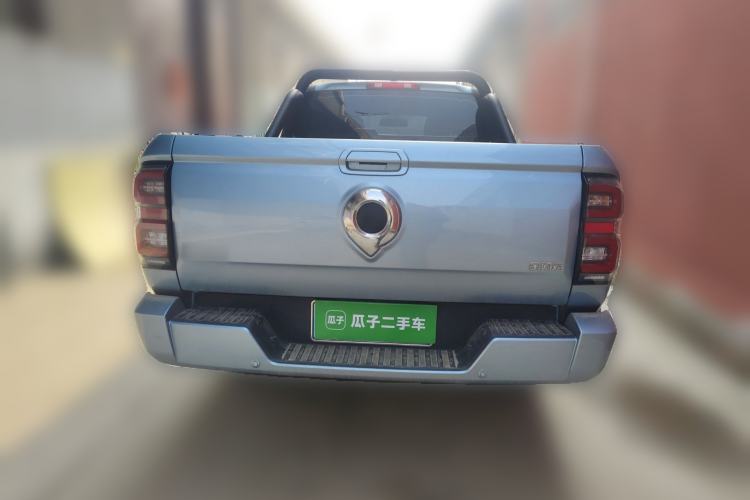 Used Great Wall King Kong Poer 2023 2.0T Automatic Diesel Two-Wheel-Drive Elite Version Flatbed GW4D20M Rear