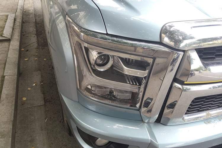 Used Great Wall King Kong Poer 2023 2.0T Automatic Gasoline Two-Wheel-Drive Elite Version Flatbed GW4C20C Right Front Headlight