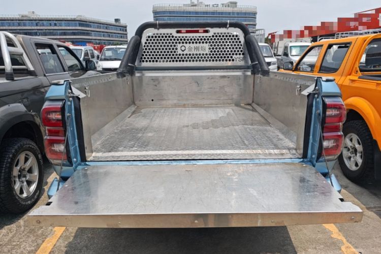 Used Great Wall King Kong Poer 2023 2.0T Automatic Diesel Two-Wheel-Drive Elite Version Flatbed GW4D20M Trunk