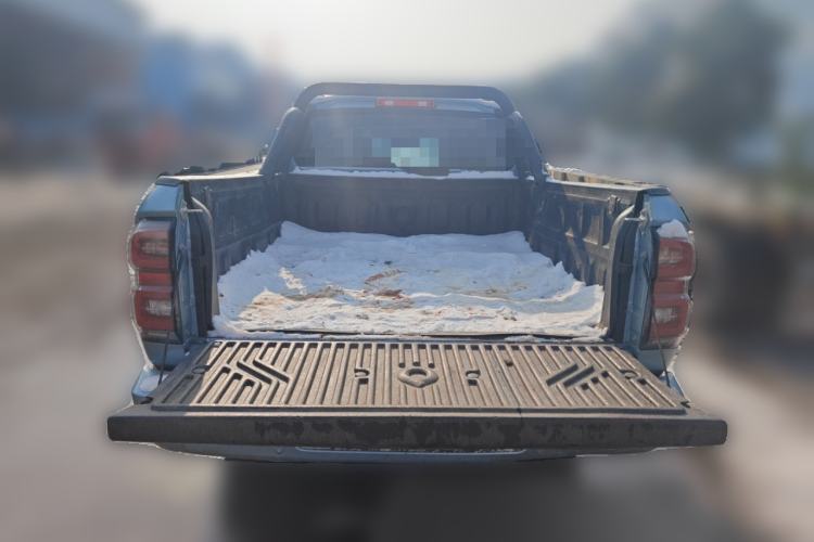 Used Great Wall King Kong Poer 2023 2.0T Automatic Diesel Two-Wheel-Drive Elite Version Flatbed GW4D20M Trunk