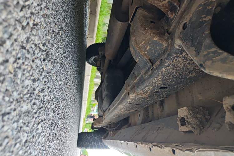 Used Great Wall King Kong Poer 2023 2.0T Manual Diesel Two-Wheel Drive Entrepreneurial Version with Long Bed – GW4D20M Chassis Front Left