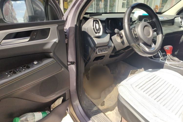 Used Great Wall King Kong Poer 2023 2.0T Automatic Diesel Two-Wheel Drive Elite Version with Long Bed – GW4D20M Driver Seat