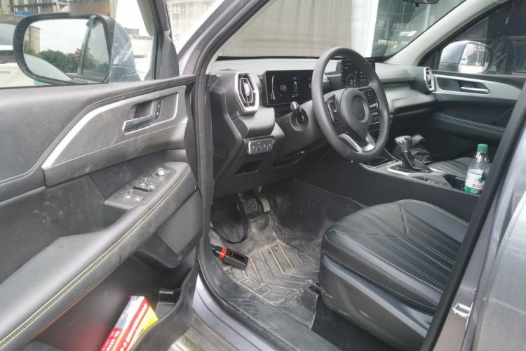 Used Great Wall King Kong Poer 2023 2.0T Automatic Diesel Two-Wheel Drive Elite Version with Long Bed – GW4D20M Driver Seat