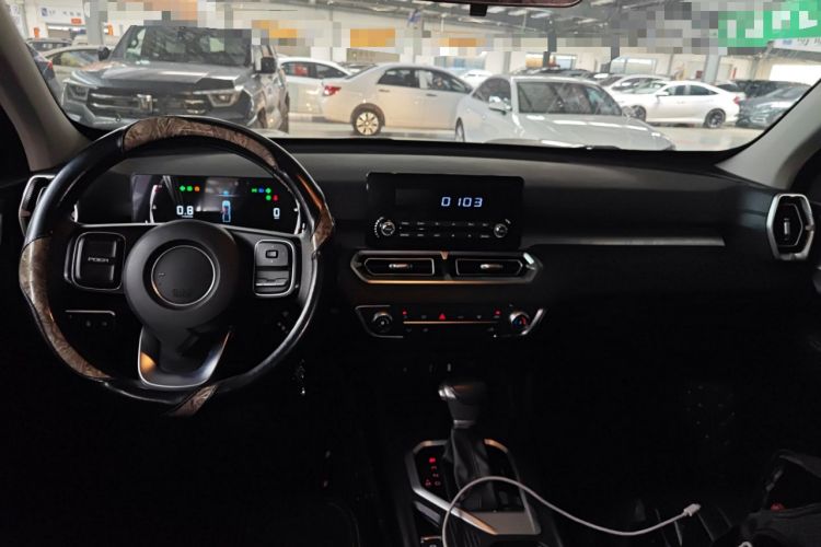 Used Great Wall King Kong Poer 2023 2.0T Automatic Diesel Two-Wheel-Drive Elite Version Flatbed GW4D20M Interior 2