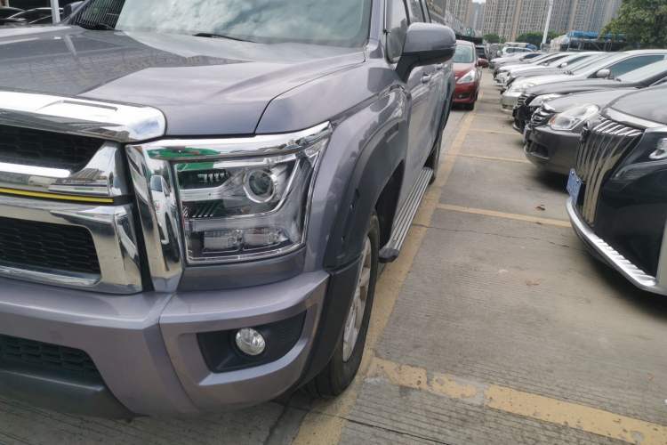 Used Great Wall King Kong Poer 2023 2.0T Automatic Diesel Two-Wheel Drive Elite Version with Long Bed – GW4D20M Left Front Headlight