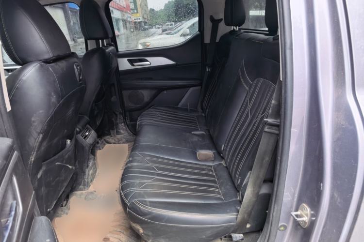 Used Great Wall King Kong Poer 2023 2.0T Automatic Diesel 4x4 Elite Edition Flatbed GW4D20M Left Rear Seat