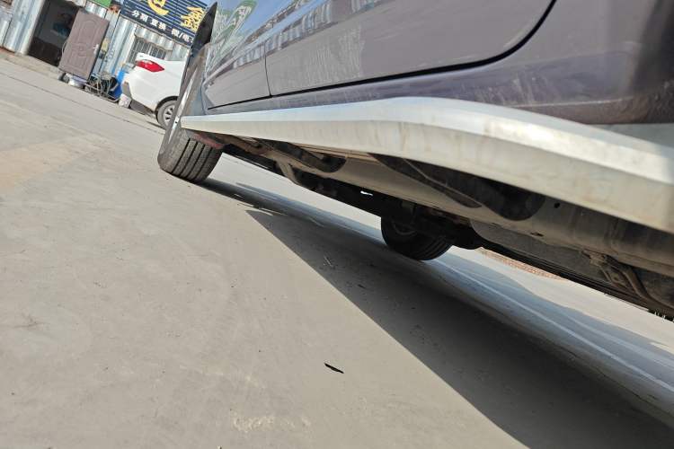 Used Great Wall King Kong Poer 2023 2.0T Automatic Gasoline Two-Wheel-Drive Elite Version Flatbed GW4C20C Left Side Sill