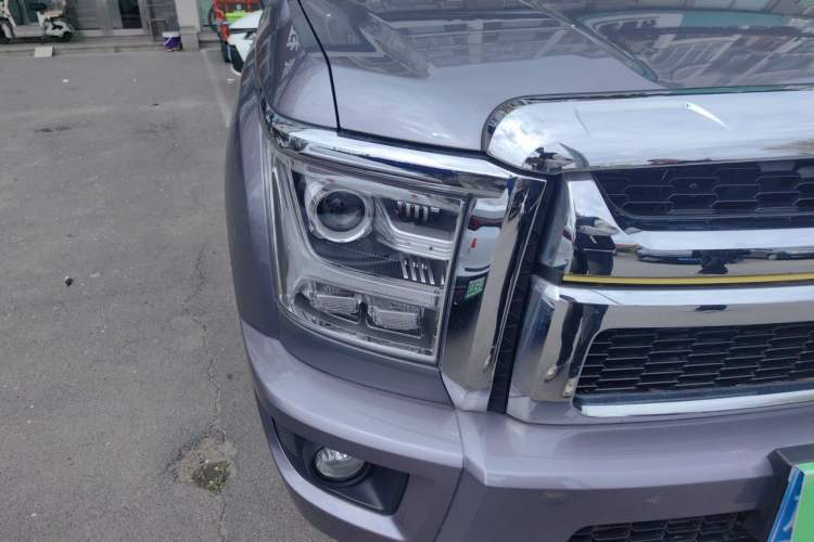 Used Great Wall King Kong Poer 2023 2.0T Automatic Gasoline Two-Wheel-Drive Elite Version Flatbed GW4C20C Right Front Headlight