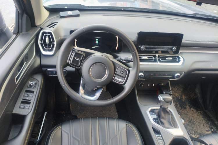 Used Great Wall King Kong Poer 2023 2.0T Automatic Diesel Two-Wheel Drive Elite Version with Long Bed – GW4D20M Steering Wheel
