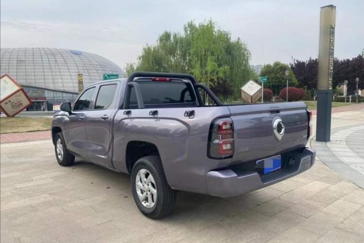 Used Great Wall King Kong Poer 2023 2.0T Automatic Diesel Two-Wheel-Drive Elite Version Flatbed GW4D20M Exterior 3