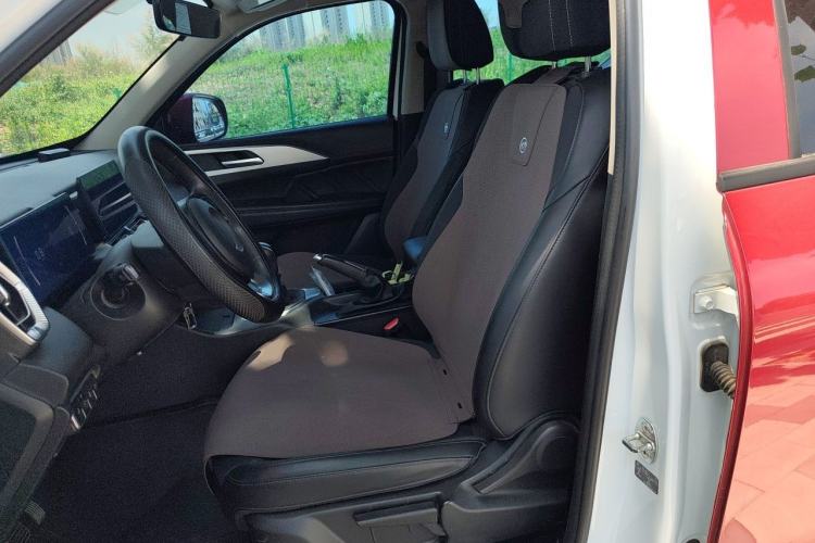 Used Great Wall King Kong Poer 2023 2.0T Manual Diesel Two-Wheel Drive Elite Version Long Body GW4D20M Left Front Seat