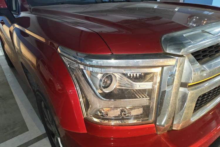 Used Great Wall King Kong Poer 2023 2.0T Automatic Gasoline Two-Wheel Drive Elite Version Standard Cab GW4C20C Right Front Headlight