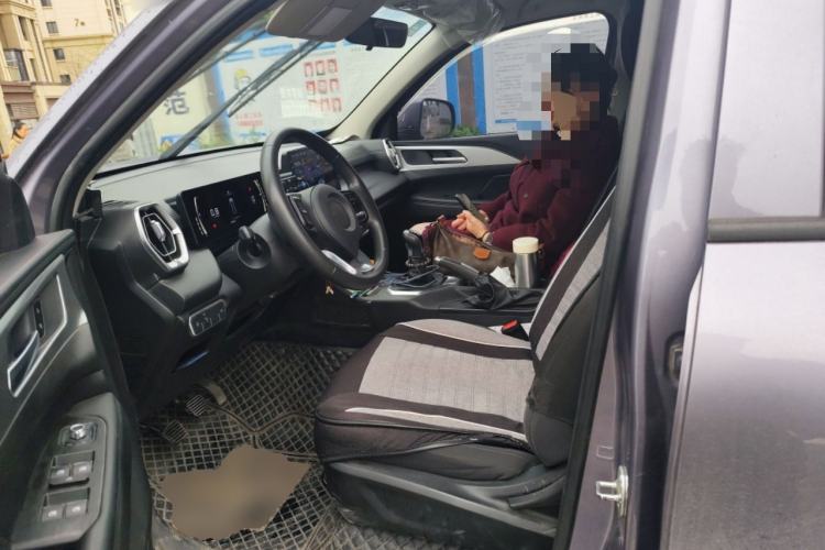 Used Great Wall King Kong Poer 2023 2.0T Manual Diesel Two-Wheel Drive Entrepreneurial Version with Long Flat Bed GW4D20M Left Front Seat