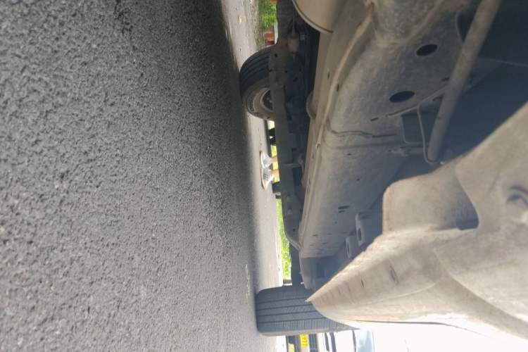 Used Great Wall King Kong Poer 2023 2.0T Manual Gasoline Two-Wheel-Drive Base Version with Long Bed – GW4C20C Chassis Front Right