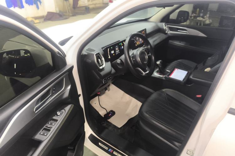 Used Great Wall King Kong Poer 2023 2.0T Automatic Diesel 4x4 Elite Long-Box GW4D20M Driver Seat