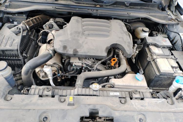 Used Great Wall King Kong Poer 2023 2.0T Manual Diesel 4x4 Elite Long-Box Flatbed GW4D20M Engine Bay