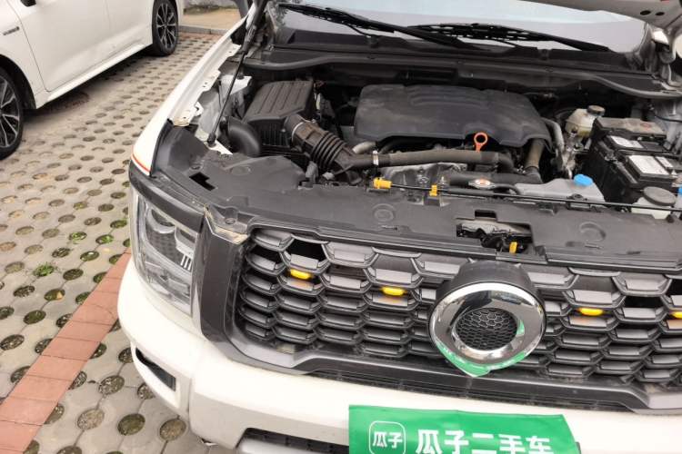 Used Great Wall King Kong Poer 2023 2.0T Manual Gasoline Two-Wheel-Drive Base Version with Long Bed – GW4C20C Engine Bay Right