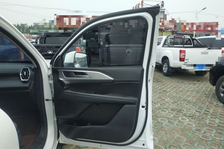 Used Great Wall King Kong Poer 2023 2.0T Manual Diesel Two-Wheel Drive Entrepreneurial Version with Long Flat Bed GW4D20M Interior 5
