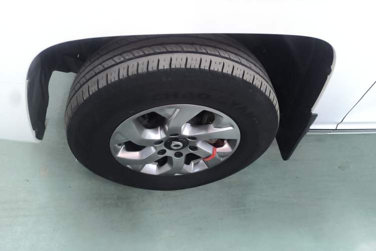 Used Great Wall King Kong Poer 2023 2.0T Automatic Diesel 4x4 Elite Long-Box GW4D20M Left Front Wheel Hub
