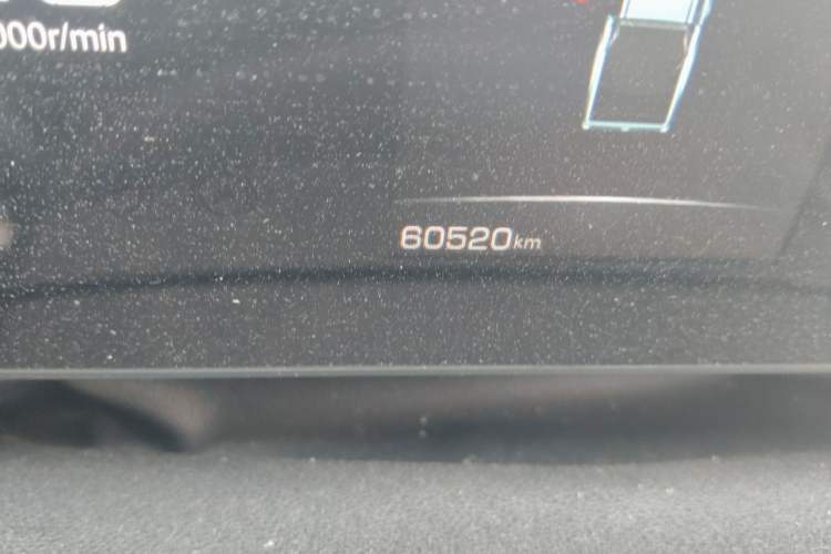Used Great Wall King Kong Poer 2023 2.0T Manual Gasoline Two-Wheel-Drive Base Version with Long Bed – GW4C20C Odometer Close Up